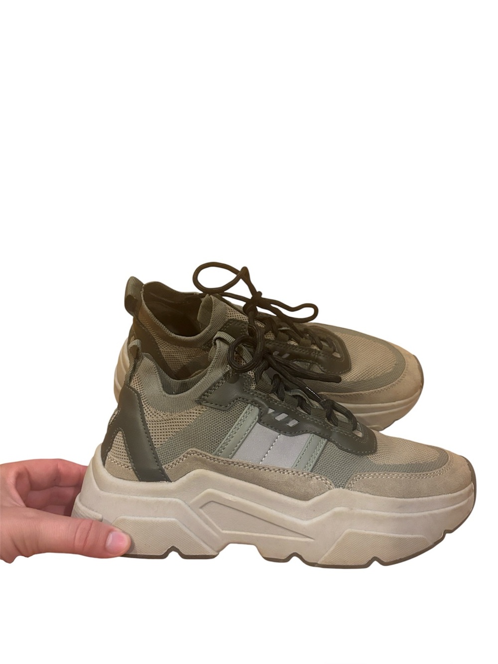 H&M Chunky Green Olive Green Trainers Tennis Shoes with Platform Soles Size 7
